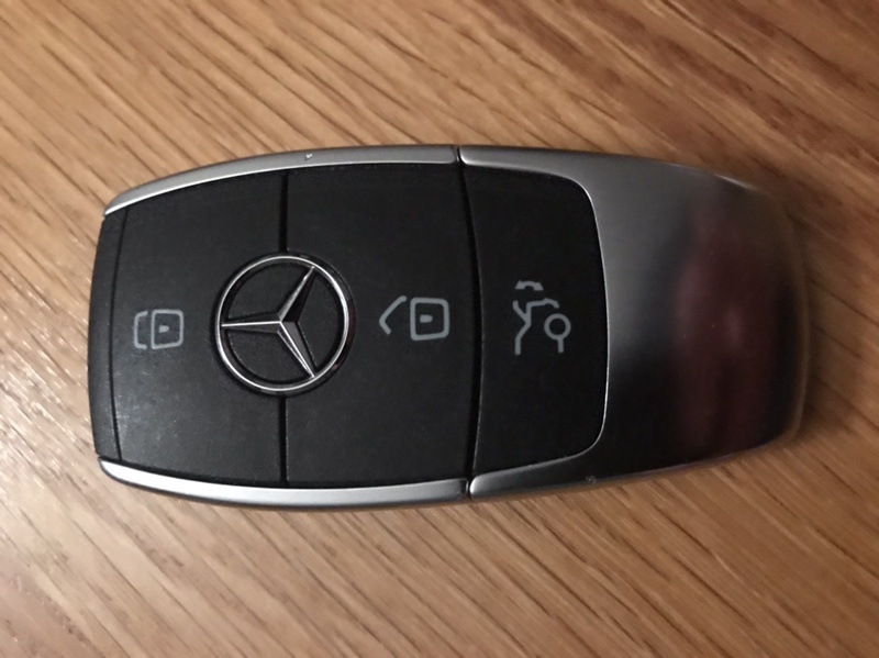 Afbeeldingslocatie: https://tweakers.net/i/yJQ8l7jBfg31V-3z6IeHczgaEP0=/800x/filters:strip_icc():strip_exif()/f/image/j793FbNGnvXzFunjlW0XwKjS.jpg?f=fotoalbum_large