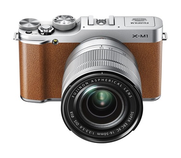 Fujifilm X-M1 + XC 16-50mm