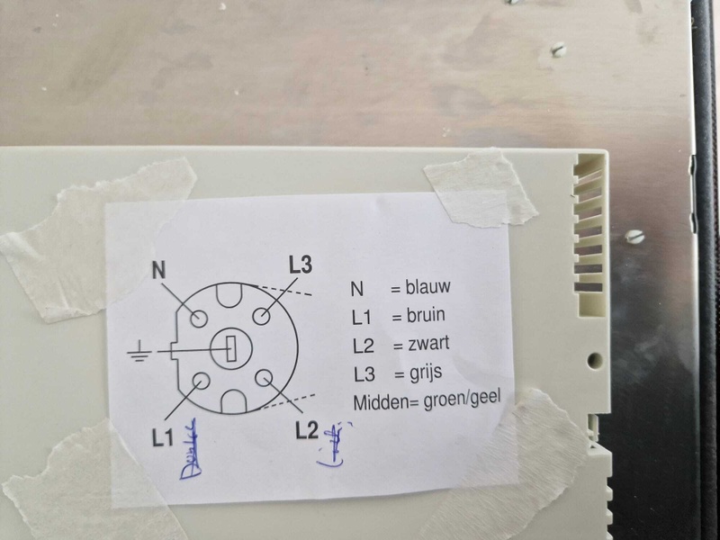 Afbeeldingslocatie: https://tweakers.net/i/yLqq0GO7_9vEMtr_rOBUUrt2pFg=/800x/filters:strip_icc():strip_exif()/f/image/wxoKgA0suSHVbDFc30NcZRPN.jpg?f=fotoalbum_large