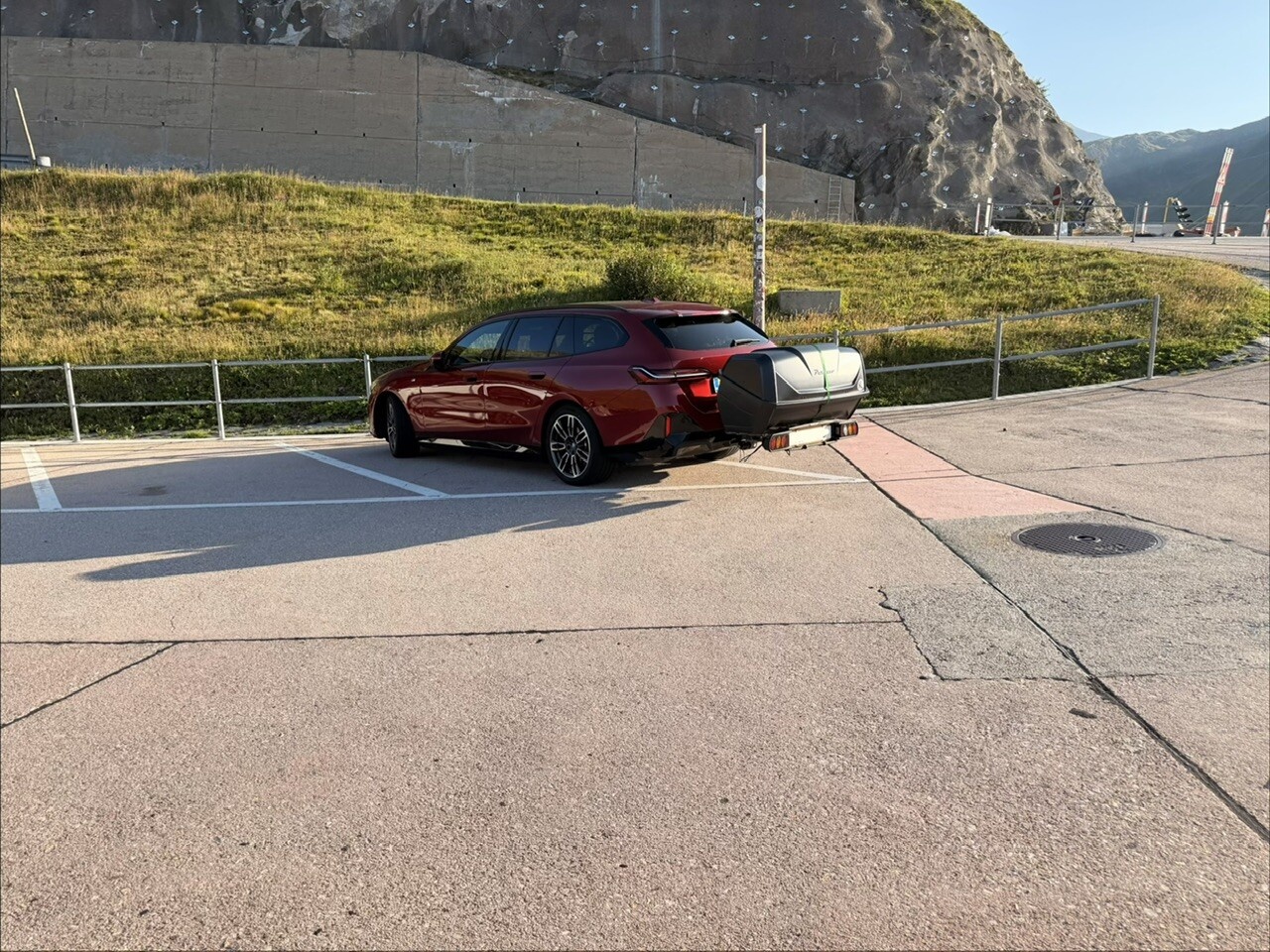 Afbeeldingslocatie: https://tweakers.net/i/yOYm7OjcymuGABn9kN93eTr8cpo=/fit-in/4920x3264/filters:max_bytes(3145728):no_upscale():strip_icc():strip_exif()/f/image/TvKSr5rPbsIhNypRySyp67MG.jpg?f=user_large