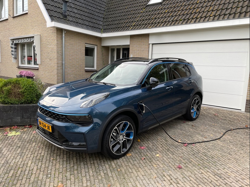 Afbeeldingslocatie: https://tweakers.net/i/yPP8LjDhxxtIclMctta9XQ_8c8c=/800x/filters:strip_icc():strip_exif()/f/image/2LyxkELSHeD3IIQSy1RJGNJN.jpg?f=fotoalbum_large