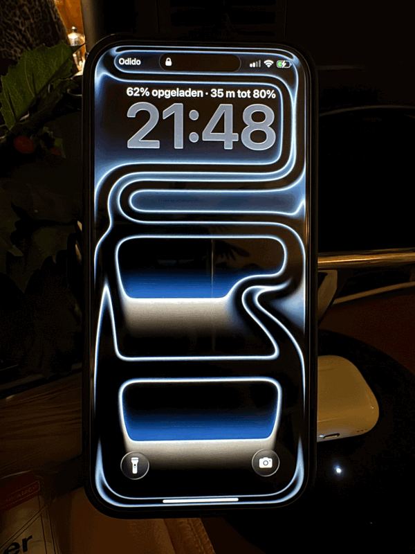 Afbeeldingslocatie: https://tweakers.net/i/yQSLuSkvJ1AVQ_7_Wk7CeWM_pqo=/x800/filters:gifsicle():strip_exif()/f/image/5Z4Yq4h5xAHR7UHegzFq6szA.gif?f=fotoalbum_large