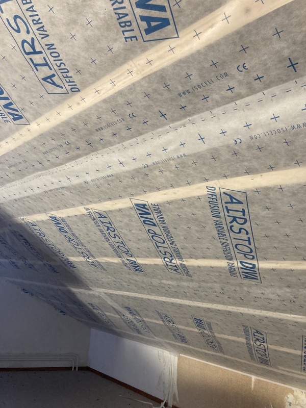 Afbeeldingslocatie: https://tweakers.net/i/yS3NyFTFqmcQWVVz1CCikoK5Nho=/x800/filters:strip_icc():strip_exif()/f/image/aOneUNWlLow69FvXFUwNk7Cv.jpg?f=fotoalbum_large