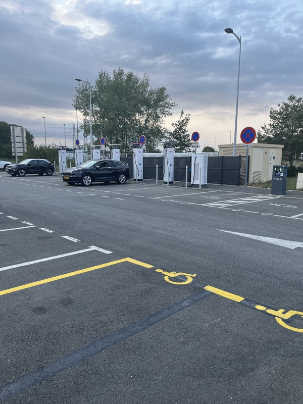 Afbeeldingslocatie: https://tweakers.net/i/ySt2NxXlSrULPWb23GbaBPnK6xM=/x800/filters:strip_icc():strip_exif()/f/image/S8ydekvl4M5jjm8lYbv4bvLL.jpg?f=fotoalbum_large