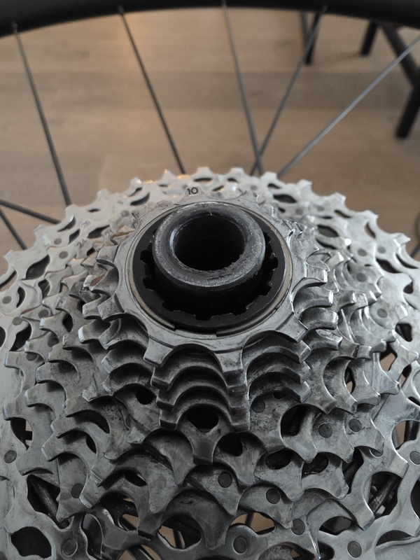 Afbeeldingslocatie: https://tweakers.net/i/yTHeMnksBBa3CemceeMrMeGVomI=/x800/filters:strip_icc():strip_exif()/f/image/rPZLN3D6b3opnKWC1jGpIvMB.jpg?f=fotoalbum_large