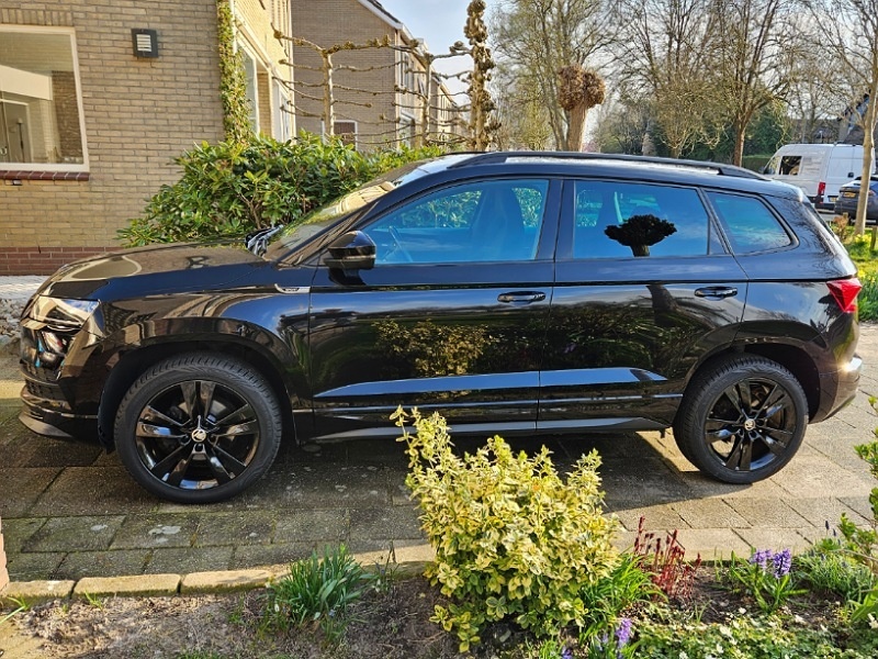 Afbeeldingslocatie: https://tweakers.net/i/yUaO77UMGsO2nS1dM1iNmSGe068=/fit-in/4920x3264/filters:max_bytes(3145728):no_upscale():strip_icc():strip_exif()/f/image/iNzNumjjvZqgHf51dVKkUZuF.jpg?f=user_large