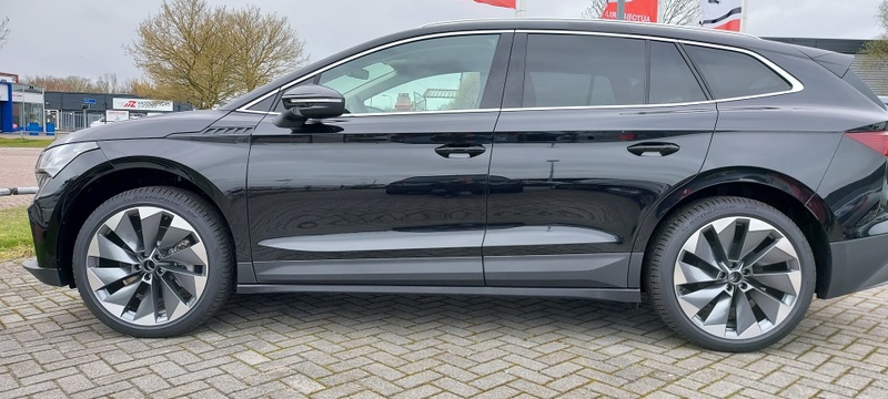 Afbeeldingslocatie: https://tweakers.net/i/yVj3S6xm0UikGezLY0RYqLSQYH0=/800x/filters:strip_icc():strip_exif()/f/image/lkQOP7AjrAn7YF3EenIEXxNU.jpg?f=fotoalbum_large