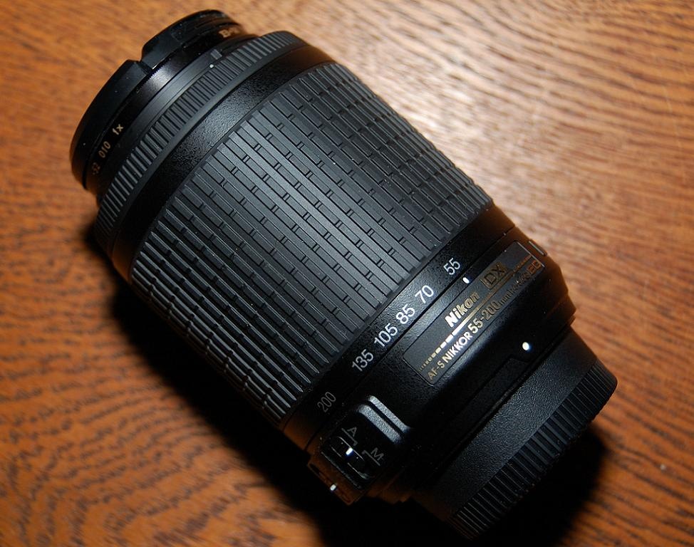 Nikon AF-S DX VR Zoom-Nikkor 55-200mm f/4-5.6G IF-ED - Pjerry