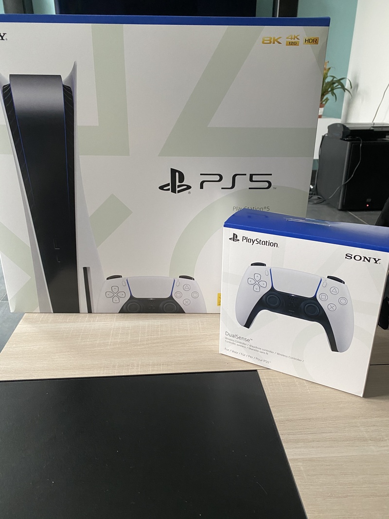 Afbeeldingslocatie: https://tweakers.net/i/ya-vtwPG3JaDU4i4HOtKSu1o3c0=/800x/filters:strip_icc():strip_exif()/f/image/H6rSnqHhzhTMbaQBNlCwURCS.jpg?f=fotoalbum_large