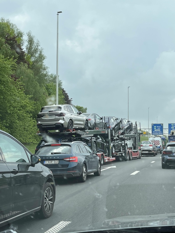 Afbeeldingslocatie: https://tweakers.net/i/yaqqowxYRhGnp0_twN-aJqaQVCg=/x800/filters:strip_icc():strip_exif()/f/image/yb7wTI9LOCXRktfqe9IJ6UaN.jpg?f=fotoalbum_large