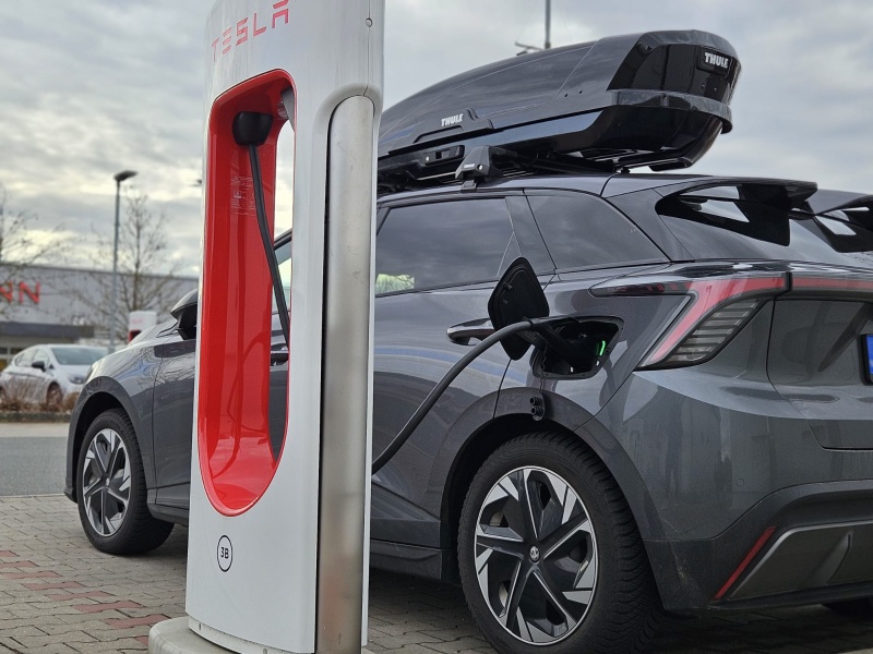 Afbeeldingslocatie: https://tweakers.net/i/yb9J7g_IA3UlOot2R6jivg9XXbI=/800x/filters:strip_icc():strip_exif()/f/image/yUDcnwVRtRqMisNLepgOoszj.jpg?f=fotoalbum_large