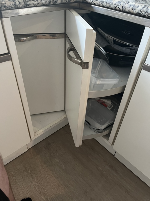 Afbeeldingslocatie: https://tweakers.net/i/yd2rxSoLUj-jaIBFNGQa1Nm0joE=/x800/filters:strip_icc():strip_exif()/f/image/ypORShdrrULWvD6rvC7xvEgq.jpg?f=fotoalbum_large