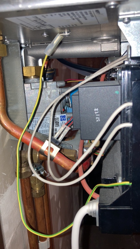 Afbeeldingslocatie: https://tweakers.net/i/ygwcWAAGzknxg6jJ-A_AuT4tIwI=/x800/filters:strip_icc():strip_exif()/f/image/awPj15MN7qgNXctxi9pbKITv.jpg?f=fotoalbum_large