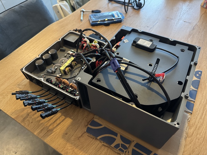 Afbeeldingslocatie: https://tweakers.net/i/yk4kXQO6eNy6WufYq2xD72cCUsk=/800x/filters:strip_icc():strip_exif()/f/image/y6k1nFtOwTkBOH4B9eYt0OKM.jpg?f=fotoalbum_large