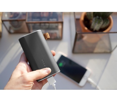 Fresh 'n Rebel Powerbank 6000mAh Zwart