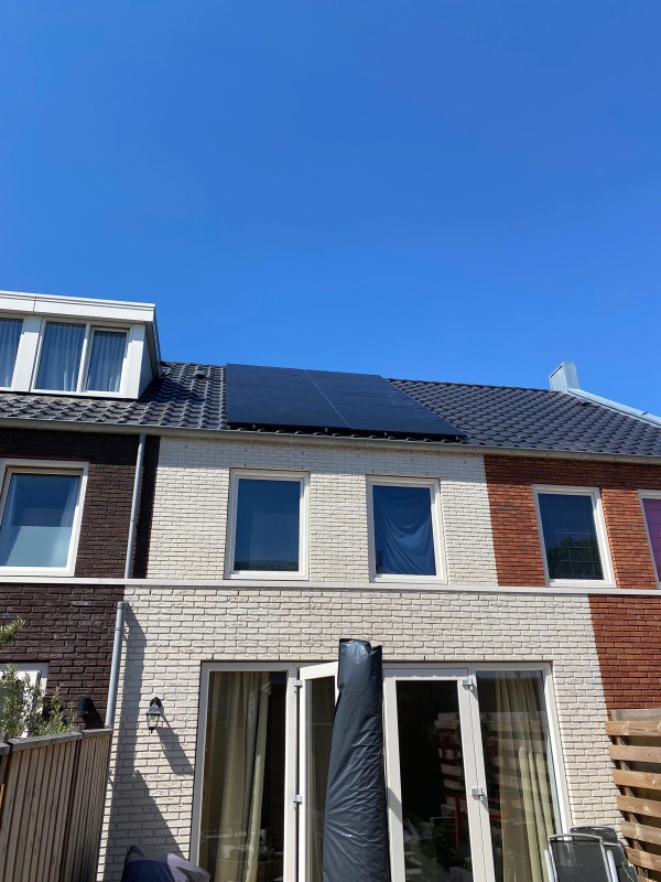 Afbeeldingslocatie: https://tweakers.net/i/yl02l3iIht23nw-3NzsQ6xim7I4=/x800/filters:strip_icc():strip_exif()/f/image/xeus18vXuvYEDoXLXtubUk2Q.jpg?f=fotoalbum_large