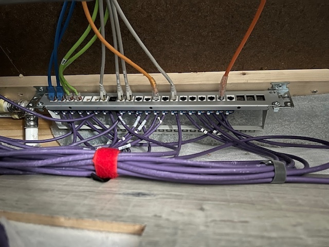 Afbeeldingslocatie: https://tweakers.net/i/ylydrTQ0i2qpWSwK1T4DgVwFh40=/fit-in/4920x3264/filters:max_bytes(3145728):no_upscale():strip_icc():strip_exif()/f/image/mI4i9zqagkzGeYuCyKLMnl8J.jpg?f=user_large