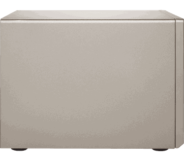 QNAP TS-877 (Ryzen 7-1700, 16GB ram)