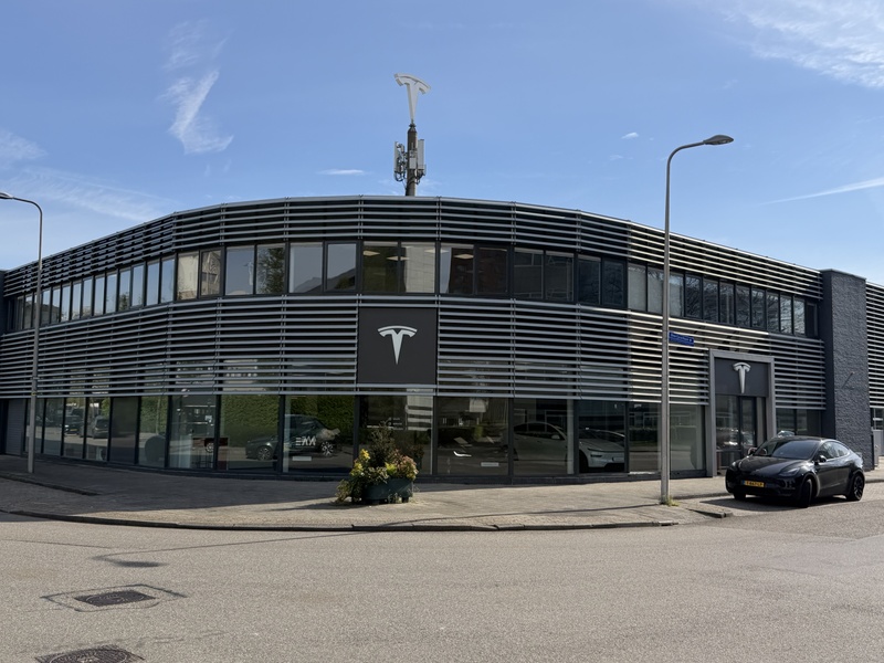 Afbeeldingslocatie: https://tweakers.net/i/ytkc-z2EnLeyMb7WdxAcLW1mWc4=/800x/filters:strip_icc():strip_exif()/f/image/5WeF89gGxN5vHpQyhJjNYg7z.jpg?f=fotoalbum_large
