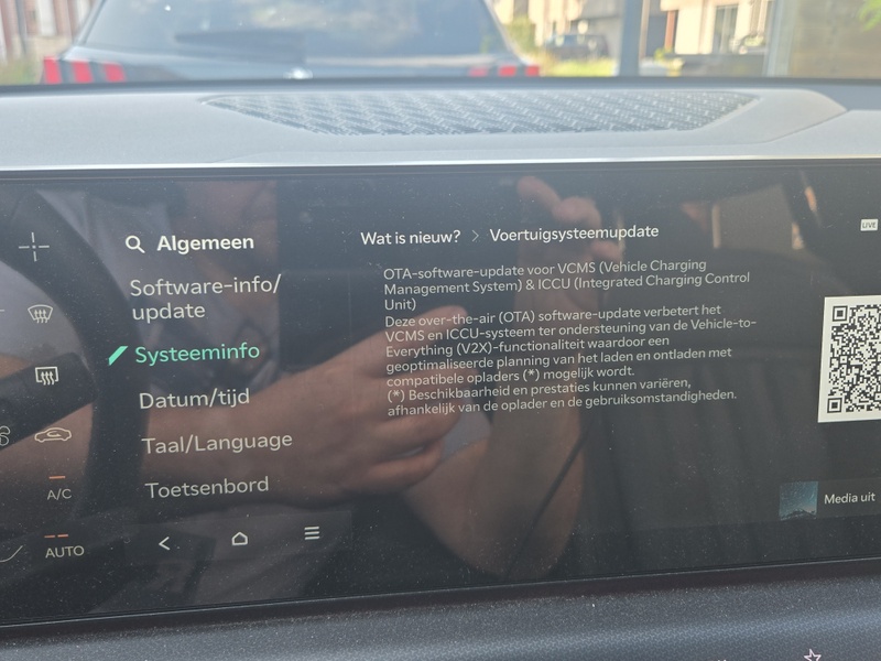 Afbeeldingslocatie: https://tweakers.net/i/yv6LEHsrppnOiYFEkHJn9mSBNO8=/800x/filters:strip_icc():strip_exif()/f/image/YSAGIxnseteaRLkjUmOpX26f.jpg?f=fotoalbum_large
