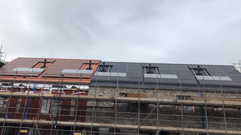 Afbeeldingslocatie: https://tweakers.net/i/yvFeyZHfQwOtOWaTN2ATwuWBLyQ=/800x/filters:strip_icc():strip_exif()/f/image/fL7xUniGue6JIrj1cBcOGnGe.jpg?f=fotoalbum_large