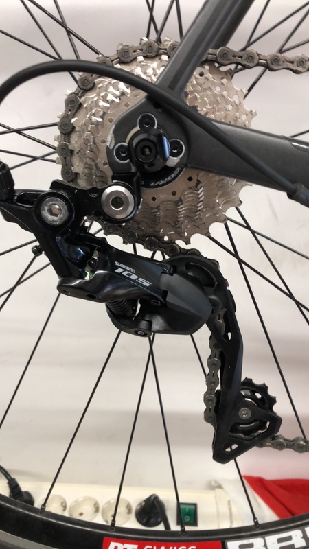 Afbeeldingslocatie: https://tweakers.net/i/yvyD-XxXvVAay9Hzg8U0qdw4Aro=/x800/filters:strip_icc():strip_exif()/f/image/W3j0cf6pDUffvGQxXkFHhRYI.jpg?f=fotoalbum_large