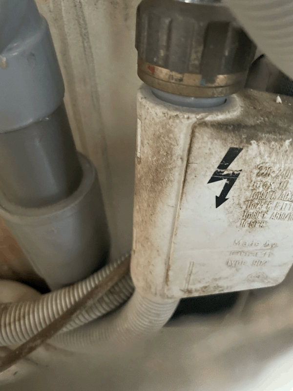 Afbeeldingslocatie: https://tweakers.net/i/z-Cvfvhrk_E5q0yG73mX6MA8qf8=/x800/filters:gifsicle():strip_exif()/f/image/ZYI4I9v8qo91xiRiltG4C82J.gif?f=fotoalbum_large