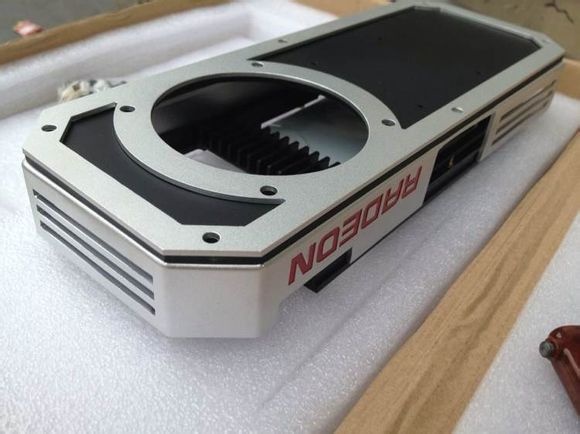 AMD R9 390 prototype