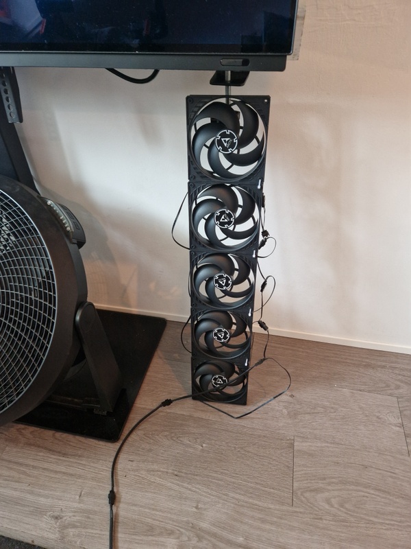 Afbeeldingslocatie: https://tweakers.net/i/z2s4iCXiT1m65t3br4zc-EaAacw=/x800/filters:strip_icc():strip_exif()/f/image/TVsak1ponwNNgIOhInb5NBzy.jpg?f=fotoalbum_large