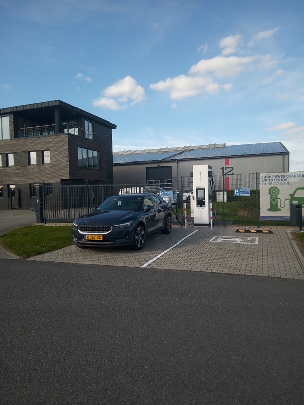Afbeeldingslocatie: https://tweakers.net/i/z6kXc0a4YX5Nb9-gAxBwYtGkk8k=/x800/filters:strip_icc():strip_exif()/f/image/WfWfuNhyPZdxuJcNRTBYm51E.jpg?f=fotoalbum_large
