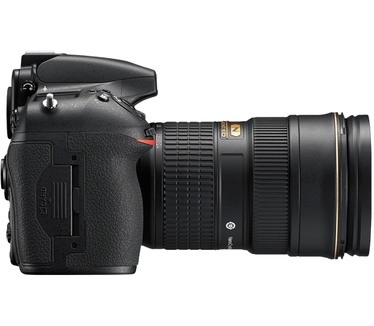 Nikon D810 AF-S 24-120mm f/4 VR Kit
