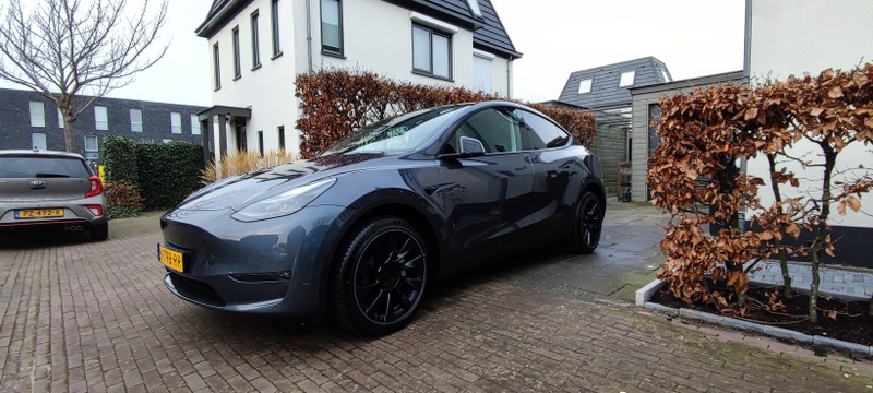 Afbeeldingslocatie: https://tweakers.net/i/z8rkkSMxv7xKOHufQlyh-NrMHy0=/800x/filters:strip_icc():strip_exif()/f/image/W2H7cSqO6McpAP3fFRHCcoj7.jpg?f=fotoalbum_large