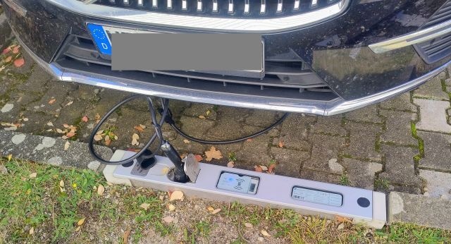 Afbeeldingslocatie: https://tweakers.net/i/zBYQ9um91tPjzcxCbKeOWS4etlg=/fit-in/4920x3264/filters:max_bytes(3145728):no_upscale():strip_icc():strip_exif()/f/image/i765nGBQLbBTmrbUwUZ6lWdO.jpg?f=user_large