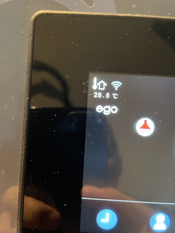 Afbeeldingslocatie: https://tweakers.net/i/zDms3n1O-ONBN4_Yd73sTfgcDGw=/x800/filters:strip_icc():strip_exif()/f/image/FaIzQ7KhqCWeBRKTQuq7Q7gS.jpg?f=fotoalbum_large