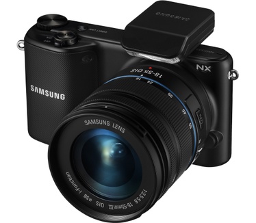 Samsung NX2020 + 20-50mm f/3.5-5.6 ED II NX Zwart