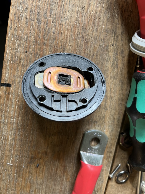 Afbeeldingslocatie: https://tweakers.net/i/zEkrbVRN--NCCoWounKSZG9CvYw=/x800/filters:strip_icc():strip_exif()/f/image/clEFtCQY6WRlj7tFbQyyGVSJ.jpg?f=fotoalbum_large