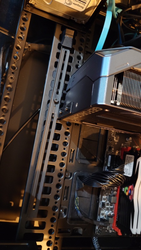 Afbeeldingslocatie: https://tweakers.net/i/zFG5i7hp6eJL-n3thK5C_P09j6k=/x800/filters:strip_icc():strip_exif()/f/image/v7AmING58Smid1vuysZAsmVB.jpg?f=fotoalbum_large