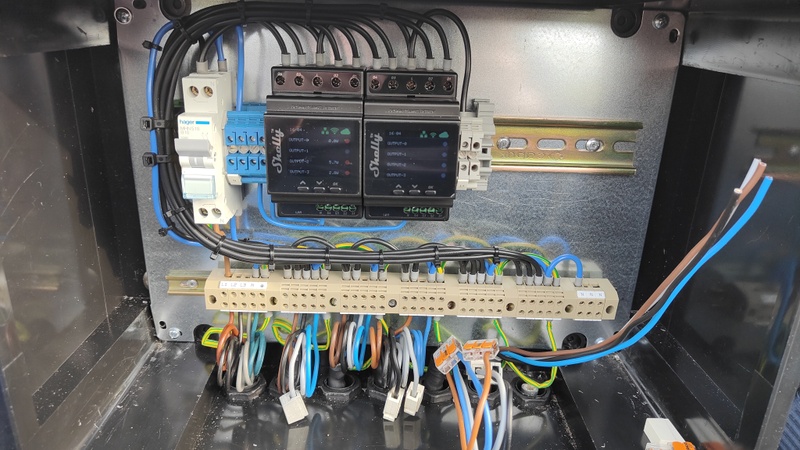 Afbeeldingslocatie: https://tweakers.net/i/zGiPV6wqrl0rg0ICVQm6y8J3tzE=/800x/filters:strip_icc():strip_exif()/f/image/tNodee7j2q9udMMqzpmt2uMK.jpg?f=fotoalbum_large