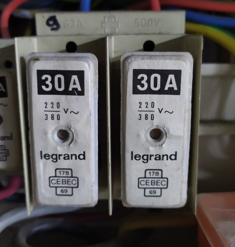 Afbeeldingslocatie: https://tweakers.net/i/zHgC1kdtSAxBM_TxXDsUw_eiPyc=/x800/filters:strip_icc():strip_exif()/f/image/Vz4W7QbnzkQiONZOVNKtaAXU.jpg?f=fotoalbum_large