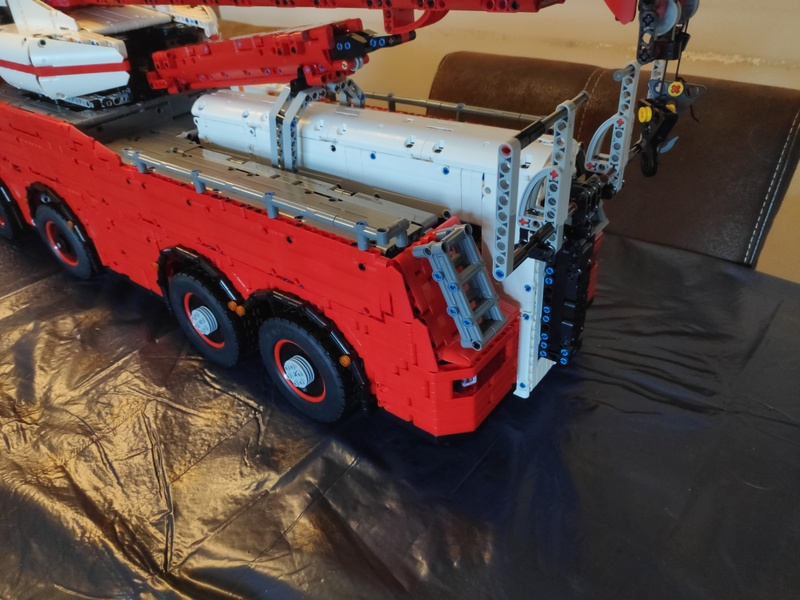 Afbeeldingslocatie: https://tweakers.net/i/zHrRRMTZPm216cx0W0GDzoqbE14=/800x/filters:strip_icc():strip_exif()/f/image/E1b2TQZ1ArL2Evlm2Z7lpW3R.jpg?f=fotoalbum_large