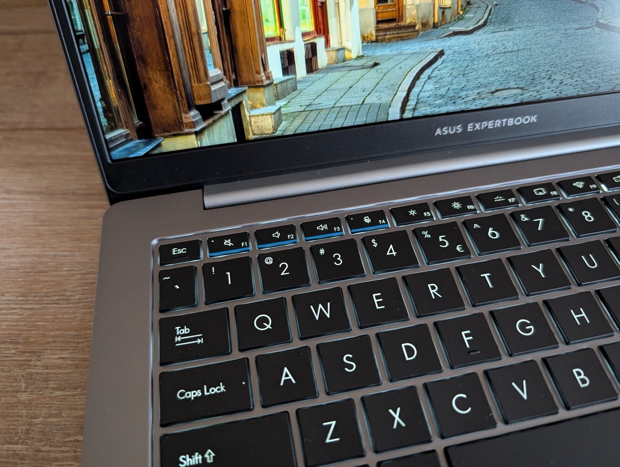 Asus Expertbook P3