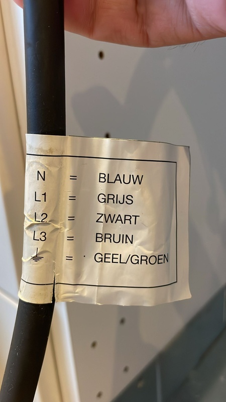 Afbeeldingslocatie: https://tweakers.net/i/zP6k7c1cQqNni7Mhj7RiAv54o1c=/x800/filters:strip_icc():strip_exif()/f/image/SKLNBmlqz13T2Jr4aoDYeDhu.jpg?f=fotoalbum_large