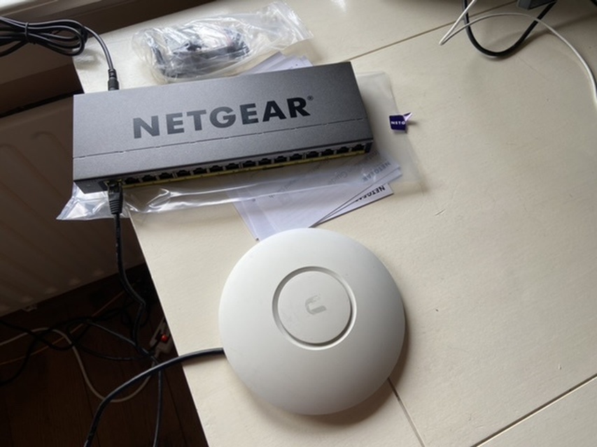 Afbeeldingslocatie: https://tweakers.net/i/zQf8qClg9xAV0MxAeWd_GRbdJ7A=/full-fit-in/4920x3264/filters:max_bytes(3145728):no_upscale():strip_icc():fill(white):strip_exif()/f/image/piDv2hUYNw5EmPb2sazJlOgE.jpg?f=user_large