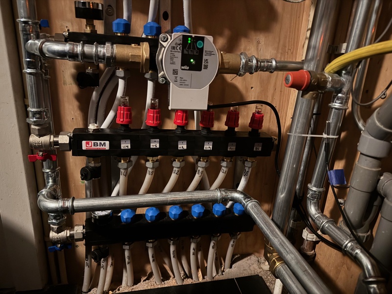 Afbeeldingslocatie: https://tweakers.net/i/zSlD9JIWcqYpek35lAzAKdvsMlg=/800x/filters:strip_icc():strip_exif()/f/image/RSSO2KRnqMlrLf6DoQfDi4bP.jpg?f=fotoalbum_large