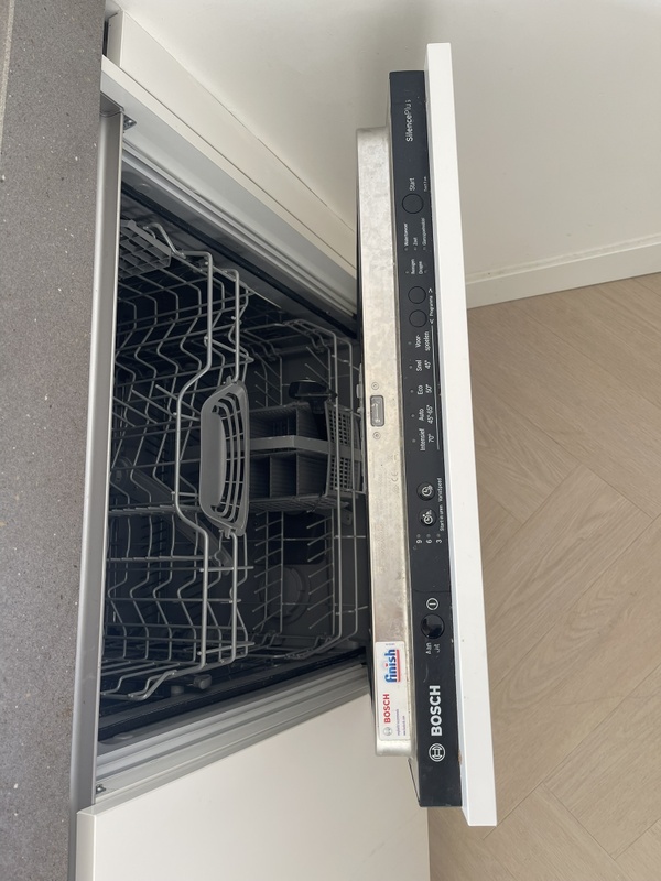 Afbeeldingslocatie: https://tweakers.net/i/zc-YB4swWjVh0H_RNvnDda81cug=/x800/filters:strip_icc():strip_exif()/f/image/HDVlrfsMi40GCG3MRKpRvuBR.jpg?f=fotoalbum_large