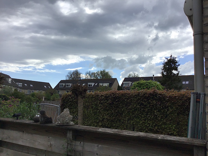 Afbeeldingslocatie: https://tweakers.net/i/zc8fVyFWsk67vF_El9qFNrOFgPo=/full-fit-in/4920x3264/filters:max_bytes(3145728):no_upscale():strip_icc():fill(white):strip_exif()/f/image/m6wshxAAUbOuEisH5zjUUs46.jpg?f=user_large