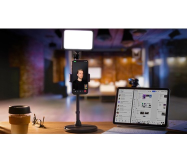 Elgato Schreibtisch