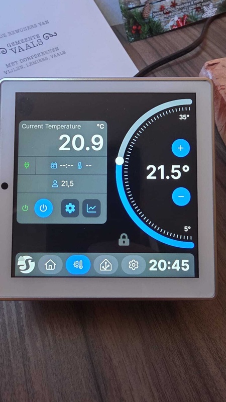 Afbeeldingslocatie: https://tweakers.net/i/zgJAENGg-mx4RqbkHcI-OpZpANU=/x800/filters:strip_icc():strip_exif()/f/image/reYIToPAx5L9NsKJvRk0QGwX.jpg?f=fotoalbum_large