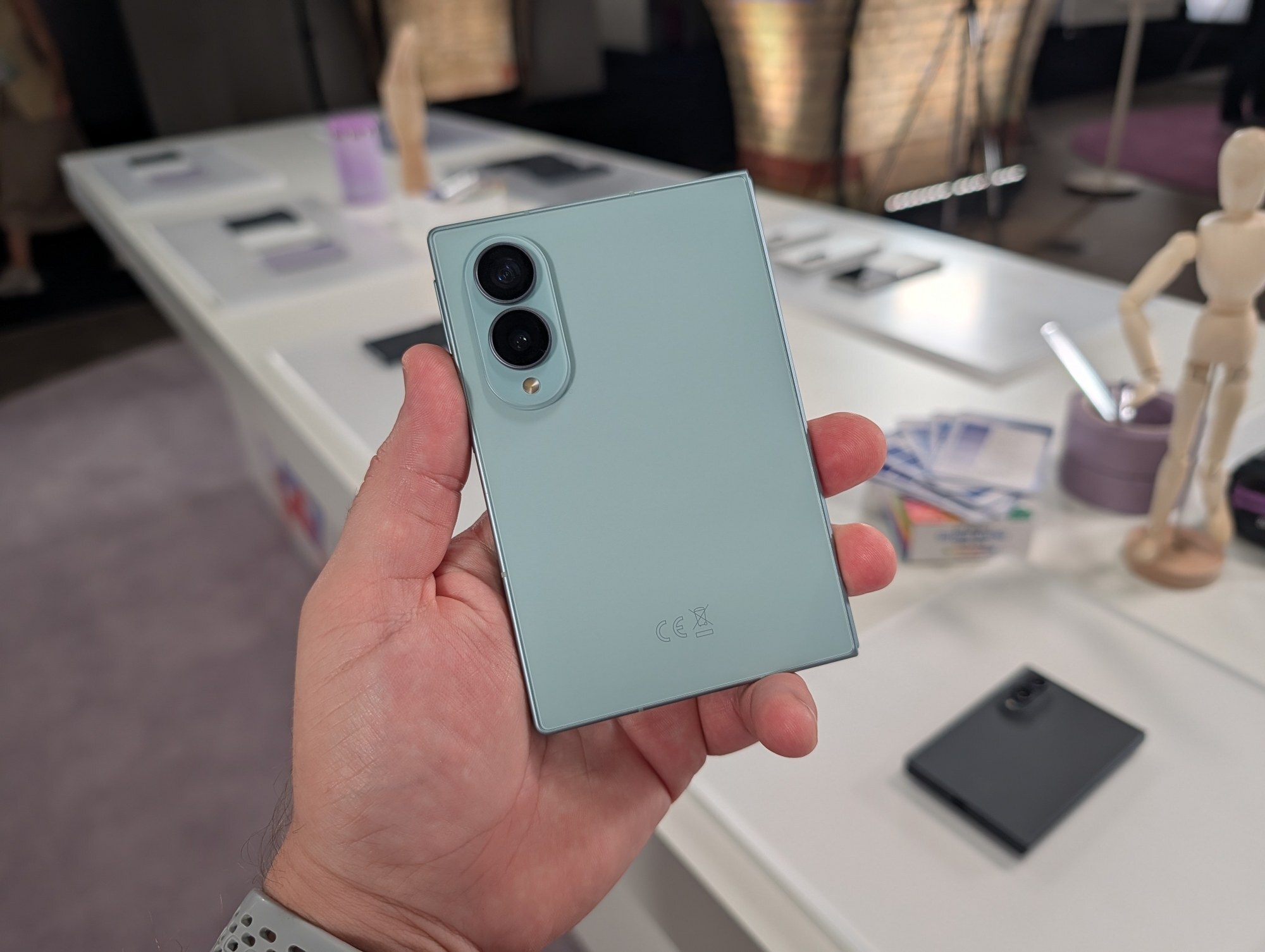 Samsung Galaxy Z Fold 8