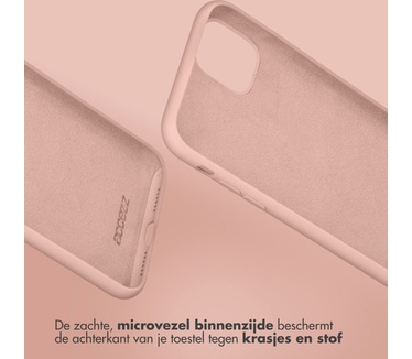 Accezz Liquid Silicone Backcover iPhone 15 Plus - Roze